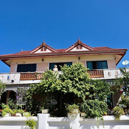 Loy Manee House Bed & Breakfast Phra Nakhon Si Ayutthaya Exterior photo